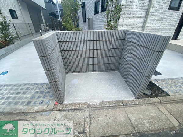 設備(庭)