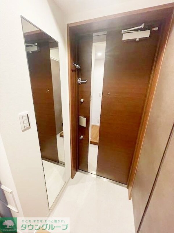 玄関(設備)