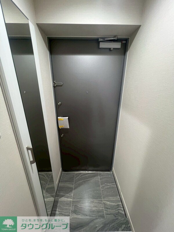 玄関(お部屋探しはタウンハウジングへ♪)