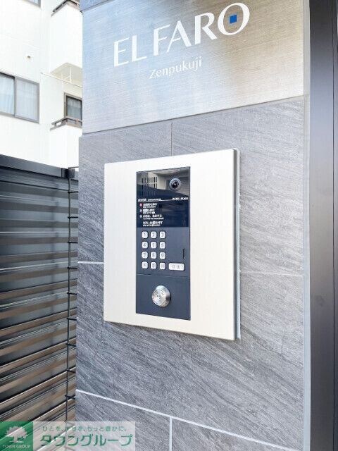 物件内観写真15　(エントランス)