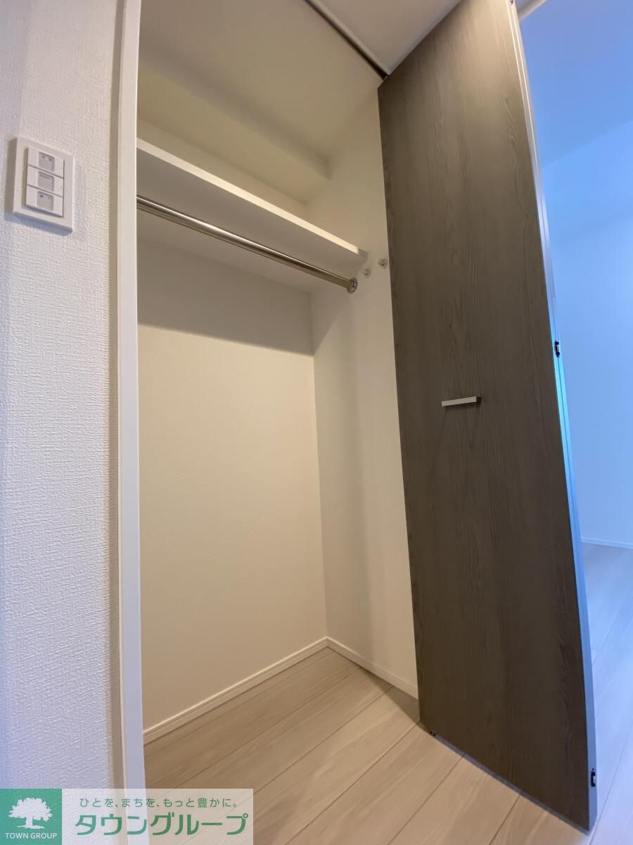 物件内観写真8　(クローゼット)