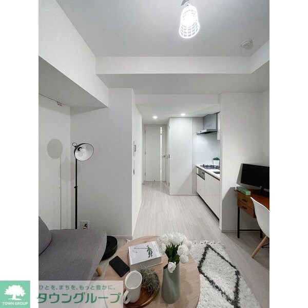 リビング・居室(【家具/調度品に関しては配置例を示したもので実際の賃貸には…)