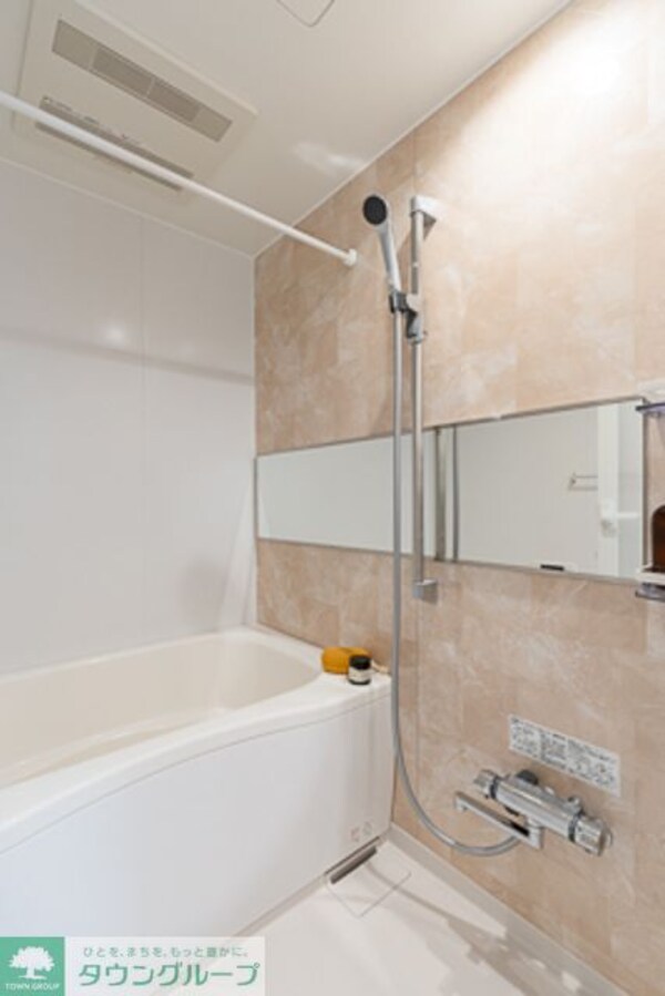 バス／シャワールーム等(※写真は同タイプ住戸です。)