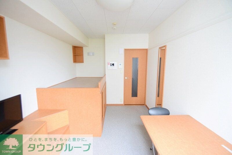 リビング・居室(仕様・設備は現況と異なる場合がございます)