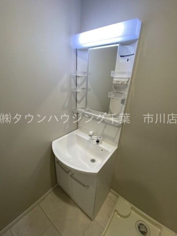 洗面(同メーカー新築のお写真です。ご参考に確認下さい。)