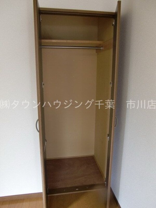 収納(クローゼットタイプですよ。)