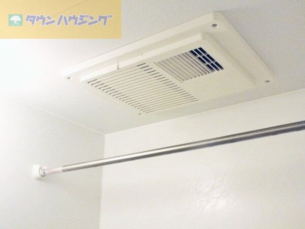 設備(浴室換気乾燥機)