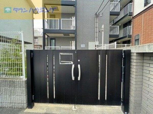 その他(オートロックゲート)