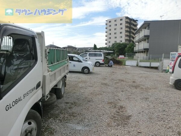 駐車場(現地待ち合わせ歓迎♪お問合せはタウンハウジング蘇我店まで！)