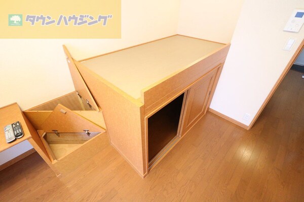 寝室(ベット)