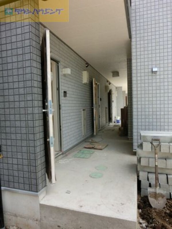 エントランス(お部屋探しは【タウンハウジング千葉店】にお任せ下さい♪)