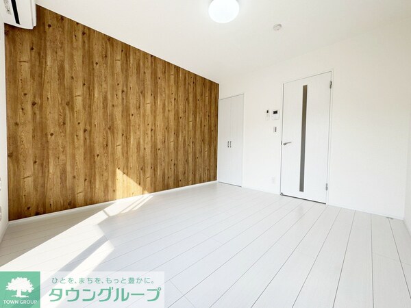 リビング・居室(現地待ち合わせ歓迎♪お問合せはタウンハウジングまで！)