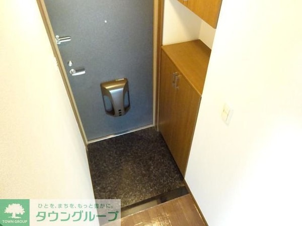 玄関(お問合せは【タウンハウジング】まで！※現地待合わせ相談可！)