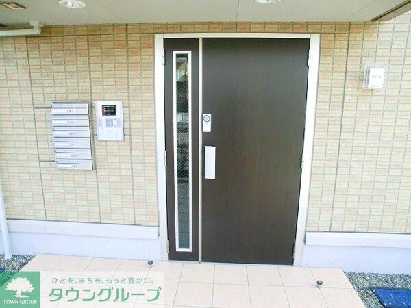 エントランス(お部屋探しは【タウンハウジング千葉店】にお任せ下さい♪)