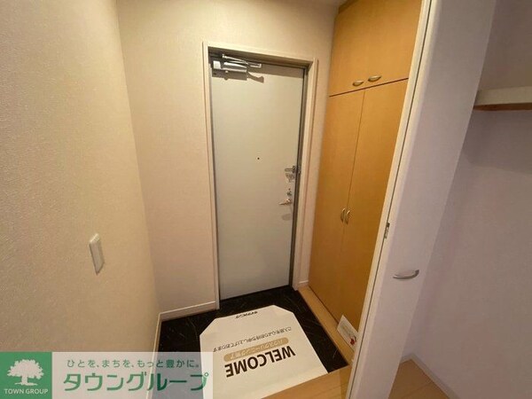 玄関(お部屋探しは【タウンハウジング千葉店】にお任せ下さい♪)