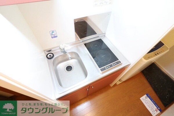 キッチン(電気コンロ2口付き)