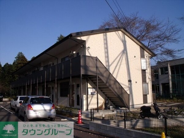 外観(エントランス側からの外観)