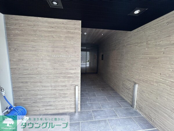 エントランス(エントランス)