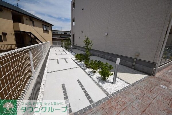 エントランス(お部屋探しは【タウンハウジング千葉店】にお任せ下さい♪)