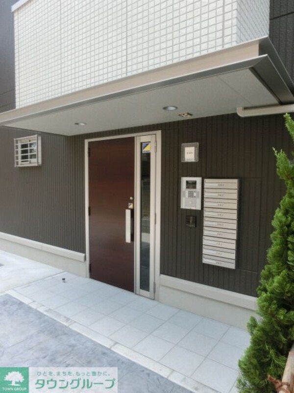 エントランス(お部屋探しは【タウンハウジング千葉店】にお任せ下さい♪)