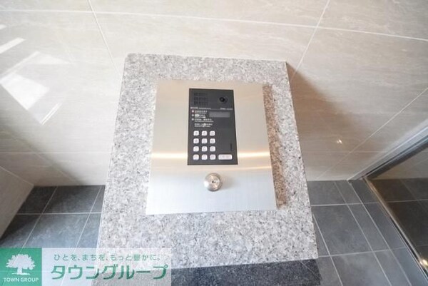 共有部分(オートロック完備です)