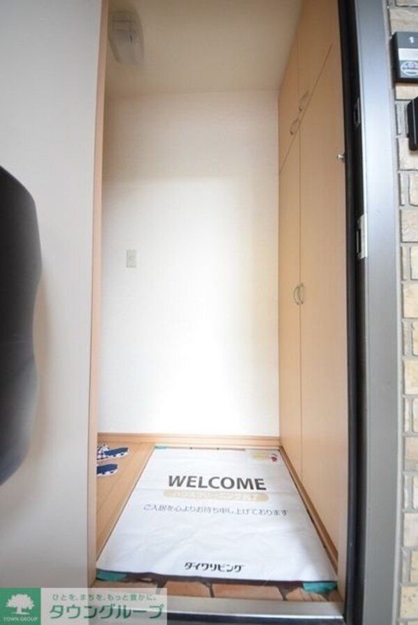 玄関(お部屋探しは【タウンハウジング千葉店】にお任せ下さい♪)