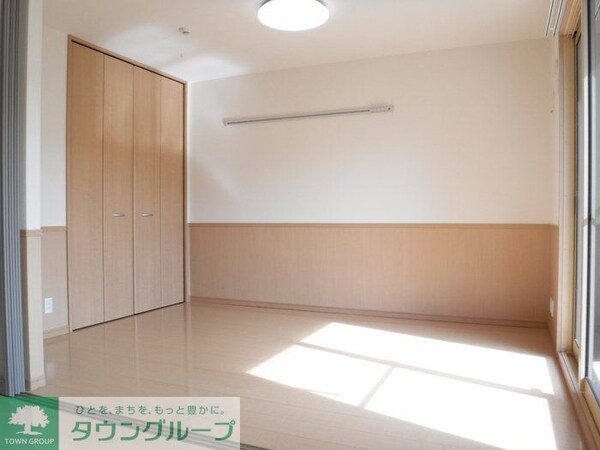 寝室(お問合せは【タウンハウジング】まで！※現地待合わせ相談可！)