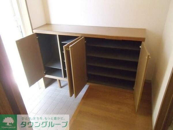 玄関(お問合せは【タウンハウジング】まで！※現地待合わせ相談可！)