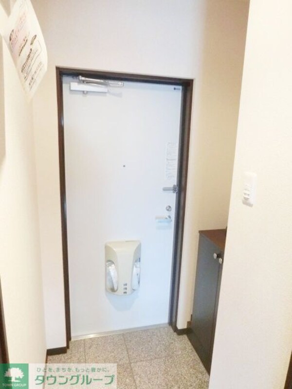 玄関(お部屋探しは【タウンハウジング千葉店】にお任せ下さい♪)