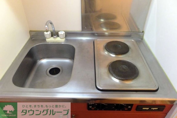 キッチン(電気コンロ2口付き)