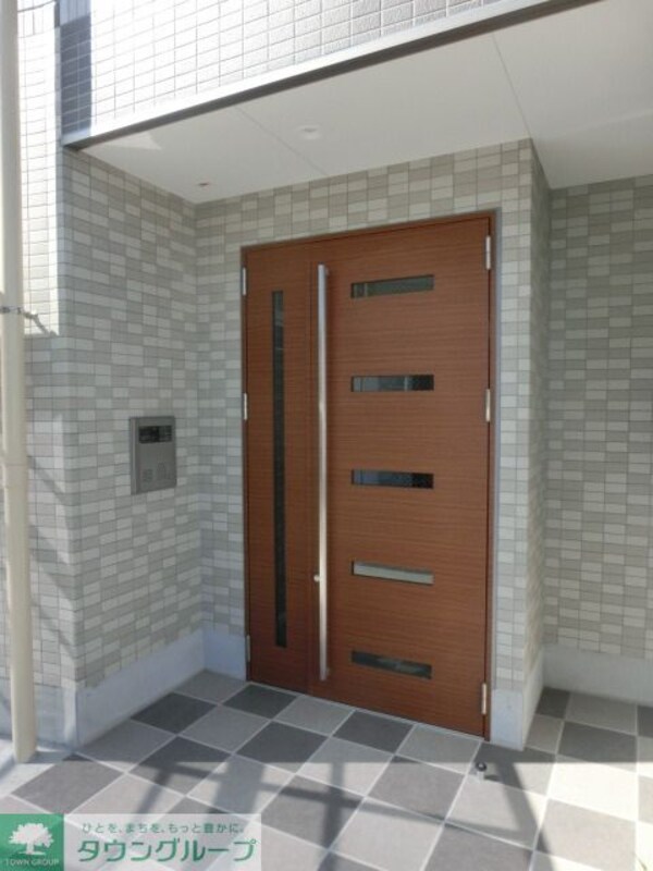 エントランス(オートロック完備)