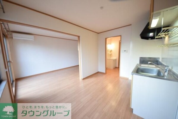 リビング・居室(現地待ち合わせ歓迎♪お問合せはタウンハウジング千葉店まで！)