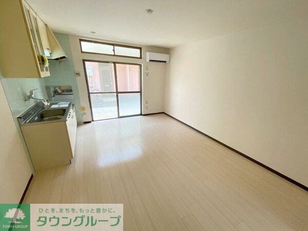 リビング・居室(現地待ち合わせ歓迎♪お問合せはタウンハウジング千葉店まで！)