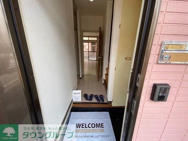 玄関(お部屋探しは【タウンハウジング千葉店】にお任せ下さい♪)