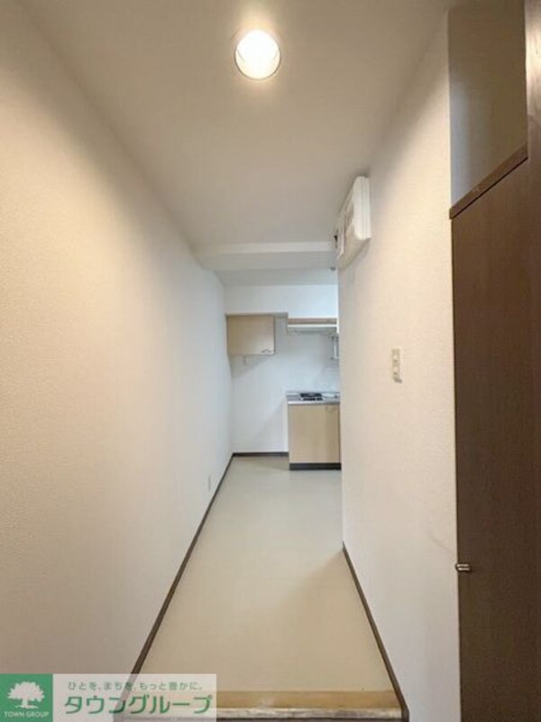 玄関(お部屋探しは【タウンハウジング千葉店】にお任せ下さい♪)