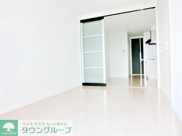 リビング・居室(現地待ち合わせ歓迎♪お問合せはタウンハウジング千葉店まで！)