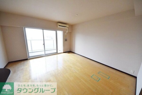 リビング・居室(現地待ち合わせ歓迎♪お問合せはタウンハウジング千葉店まで！)