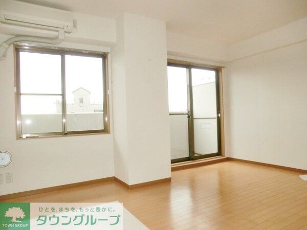 リビング・居室(お問合せはタウンハウジング千葉店まで！※現地待合わせ相談可能)