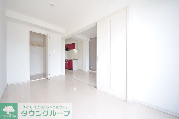 寝室(お問合せは【タウンハウジング】まで！※現地待合わせ相談可！)