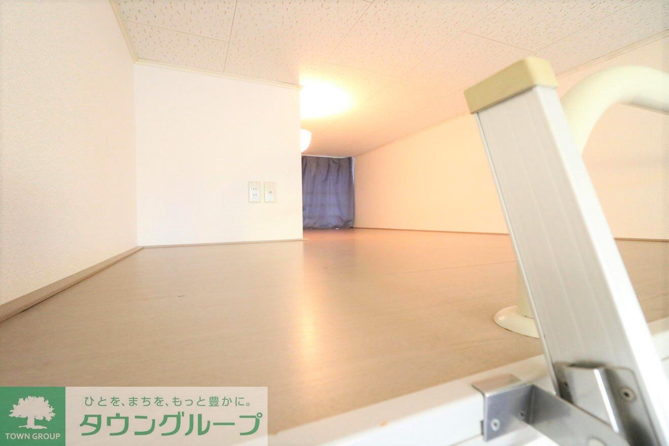 物件内観写真11　(ロフト)