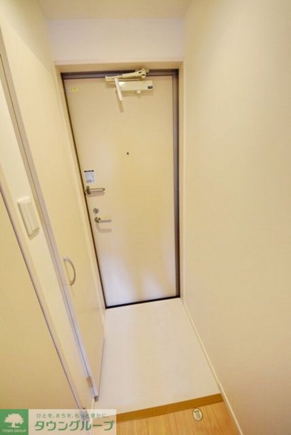 玄関(お部屋探しは【タウンハウジング千葉店】にお任せ下さい♪)