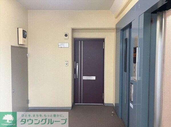 玄関(お問合せは【タウンハウジング】まで！※現地待合わせ相談可！)