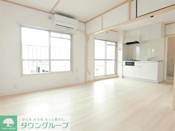 リビング・居室(現地待ち合わせ歓迎♪お問合せはタウンハウジングまで！)