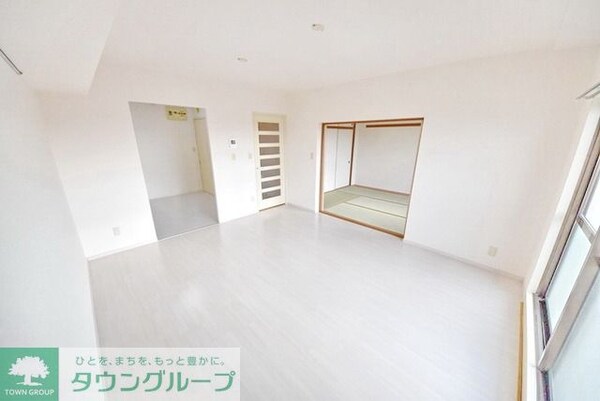 その他室内・内装(明るいフローリングのキレイなお部屋)