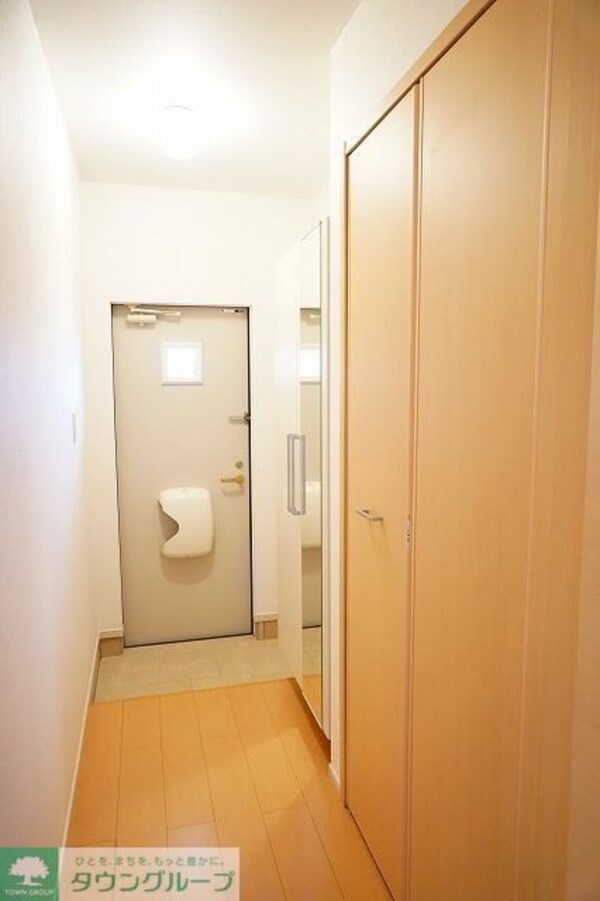 玄関(お問合せは【タウンハウジング】まで！※現地待合わせ相談可！)