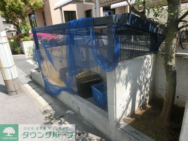 共有部分(敷地内ゴミ置き場)