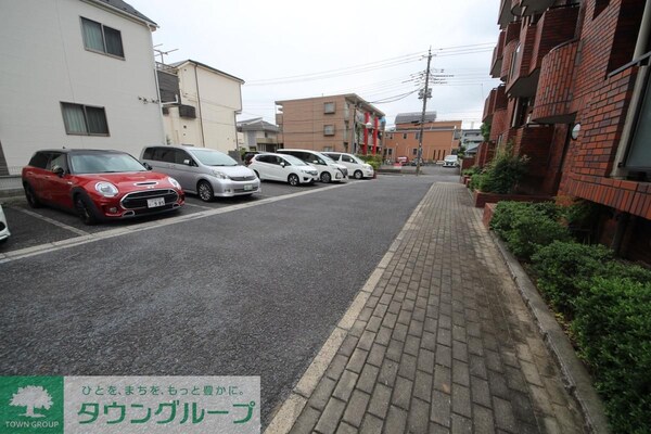 駐車場(駐車場)