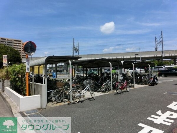 共有部分(屋根付駐輪場)