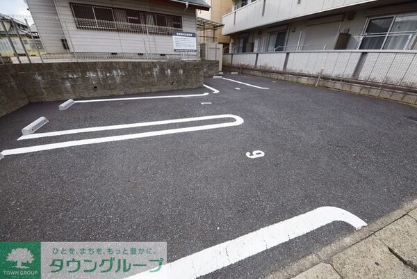 駐車場(現地待ち合わせ歓迎♪お問合せはタウンハウジング千葉店まで！)