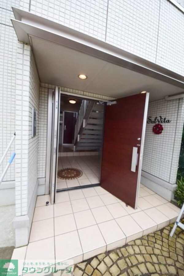 エントランス(お部屋探しは【タウンハウジング千葉店】にお任せ下さい♪)
